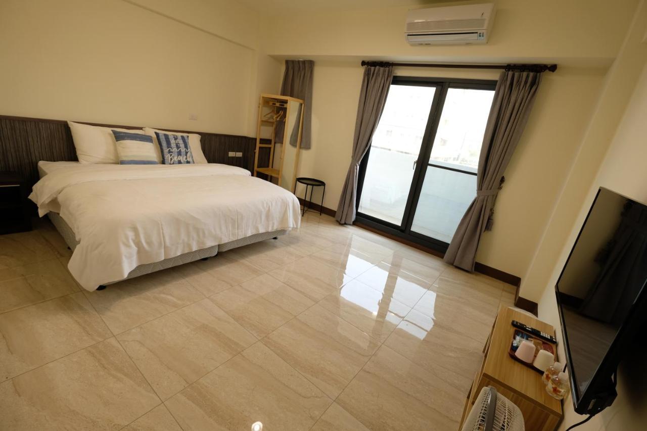 Sumu X Sumu Bed & Breakfast Donggang Exterior photo