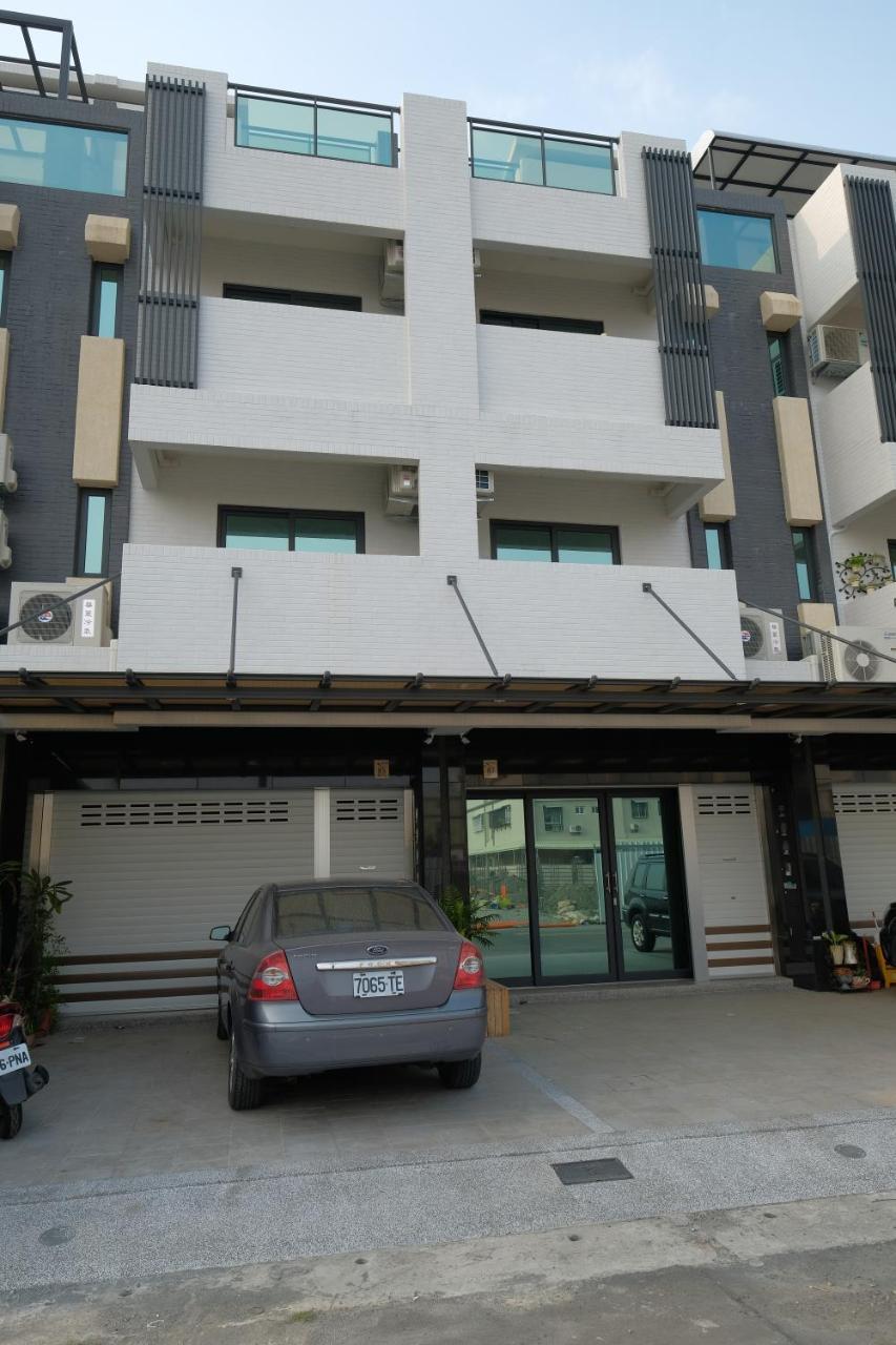Sumu X Sumu Bed & Breakfast Donggang Exterior photo