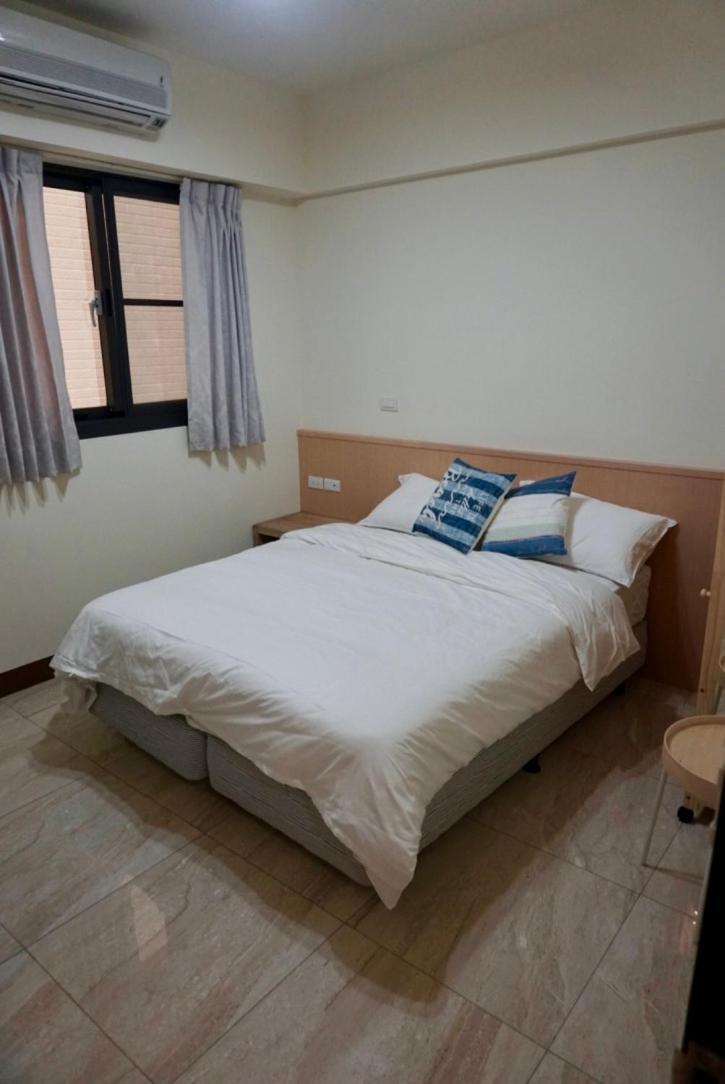 Sumu X Sumu Bed & Breakfast Donggang Exterior photo